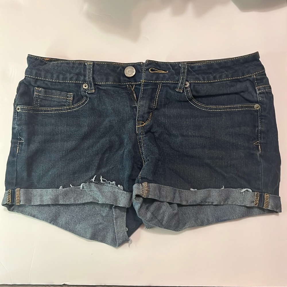 Aeropostale designed in NYC MIDI size 4 shorts